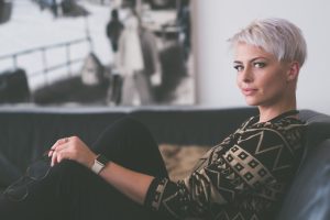Odświeżenie po lecie: jak przywrócić skórze blask i nawilżenie po ekspozycji na słońce?