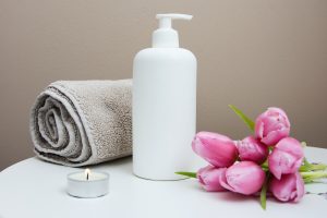 Sposoby na redukcję cieni pod oczami – ukryj zmęczenie
